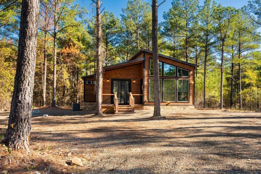 The Blaylock Cabin, 2 King, Hot Tub, Pet Friendly! Broken Bow Eksteriør bilde
